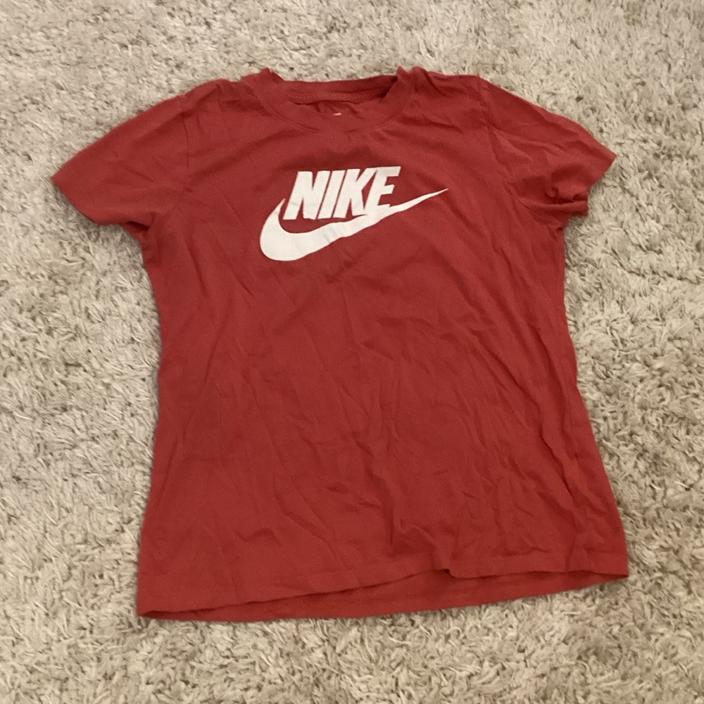 Nike Women's Short Sleeve Tee in Red and White